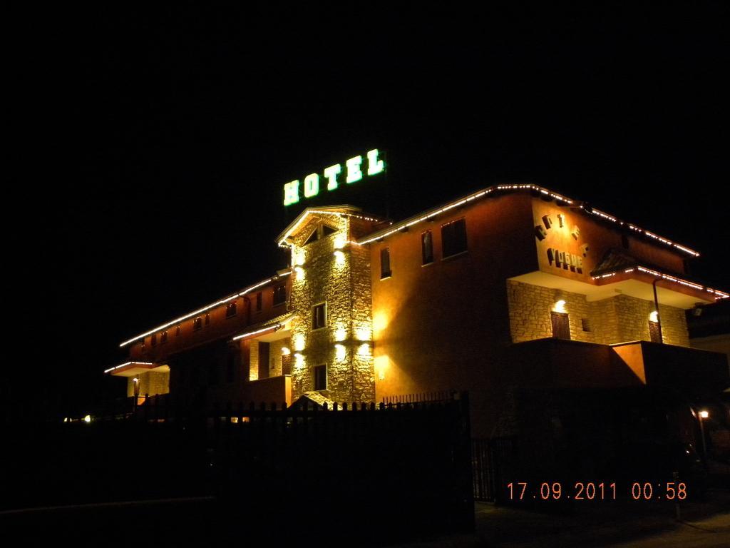 Hotel Vogue Licola Exteriör bild